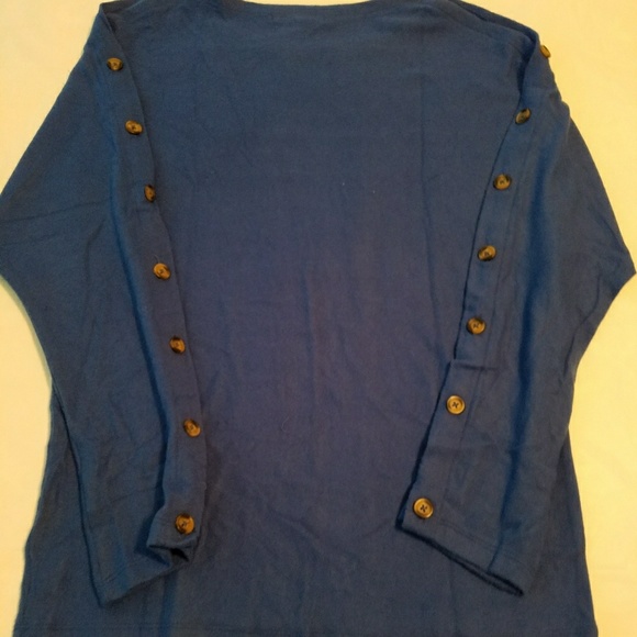 Very soft sweater - Picture 3 of 3